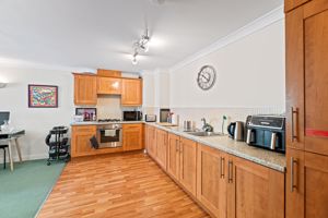 Kitchen- click for photo gallery